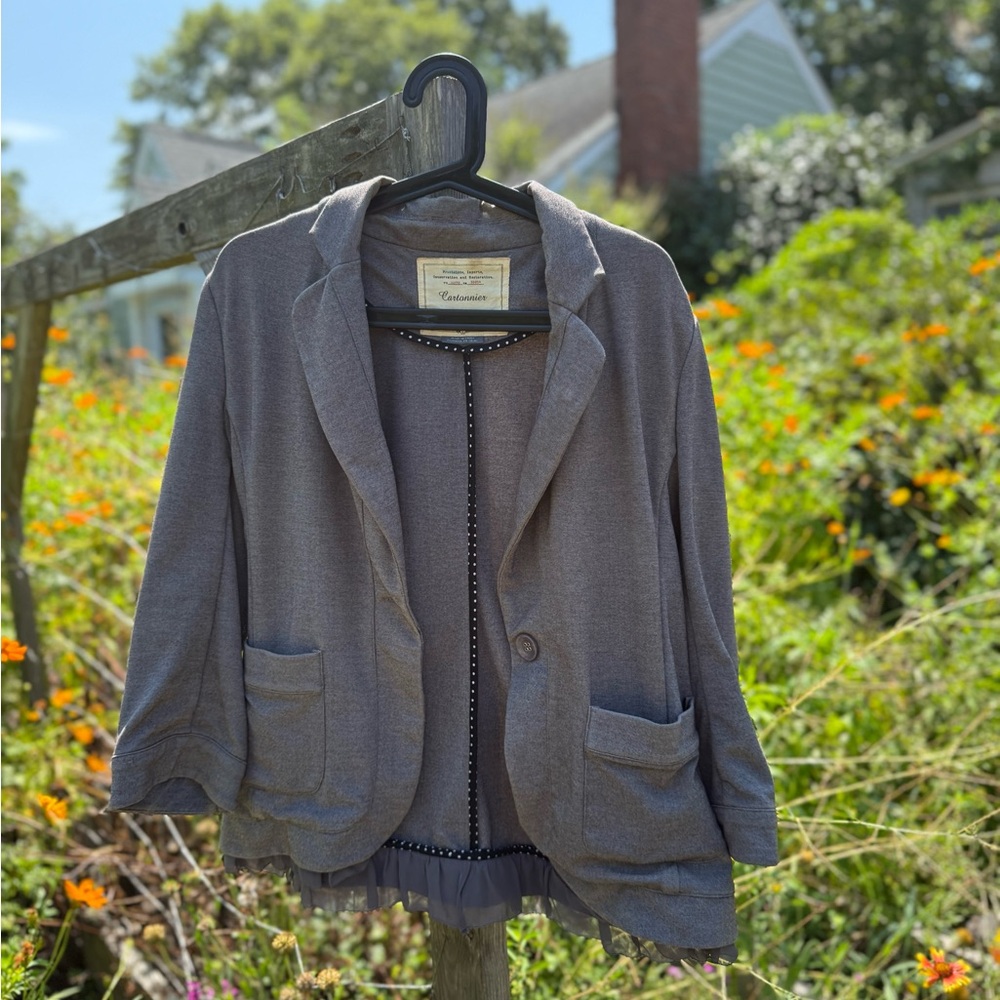 Feminine Gray Blazer